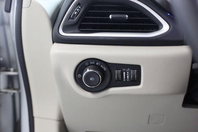 used 2023 Chrysler Pacifica car, priced at $21,991