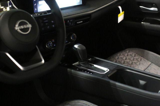 new 2025 Nissan Kicks car, priced at $25,121