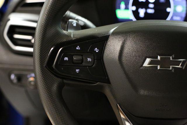 used 2022 Chevrolet Bolt EUV car, priced at $17,998