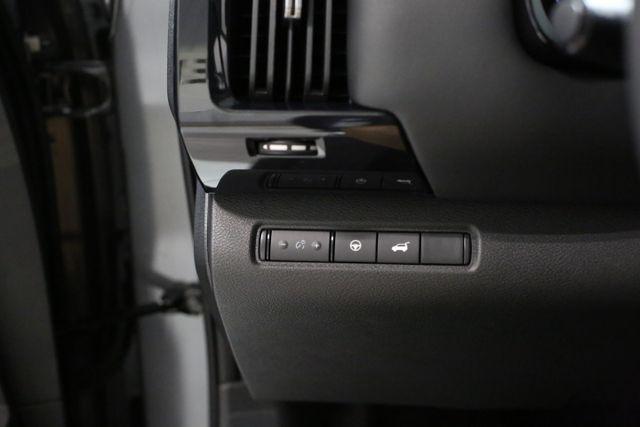 new 2025 Nissan Pathfinder car, priced at $40,728