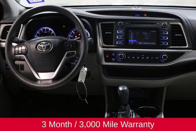 used 2016 Toyota Highlander car, priced at $20,407