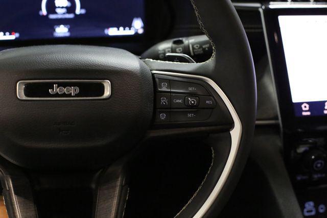 used 2023 Jeep Grand Cherokee car, priced at $24,989