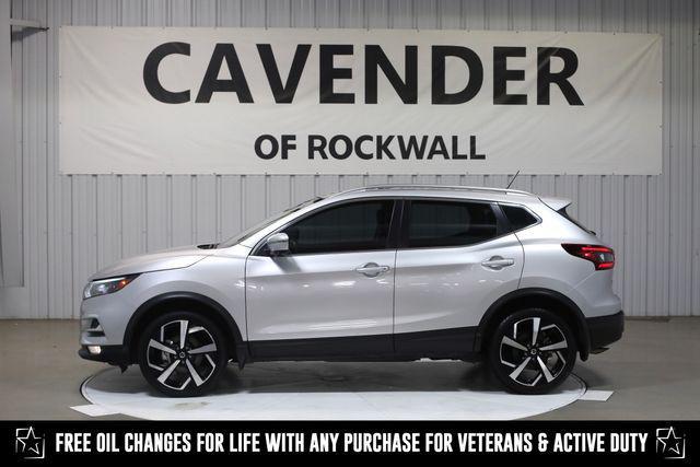 used 2022 Nissan Rogue Sport car, priced at $21,567