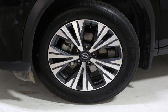 used 2023 Nissan Rogue car, priced at $21,889