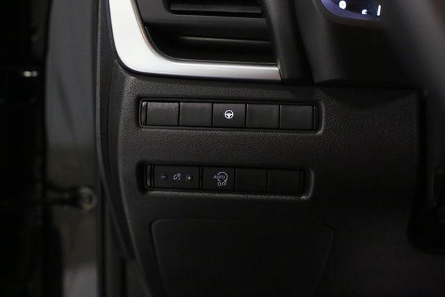 used 2023 Nissan Rogue car, priced at $21,889