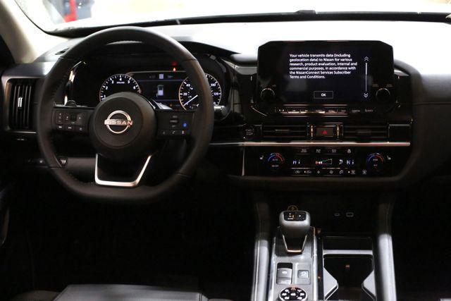 new 2025 Nissan Pathfinder car, priced at $38,988
