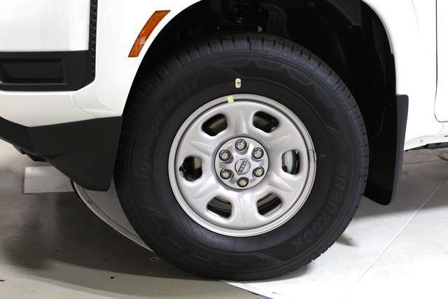 new 2025 Nissan Frontier car, priced at $32,351