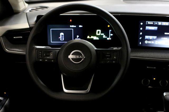 new 2025 Nissan Kicks car, priced at $24,487