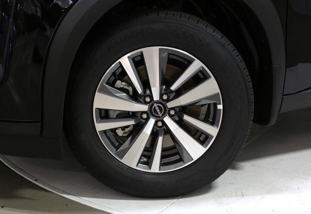 new 2025 Nissan Pathfinder car, priced at $38,580