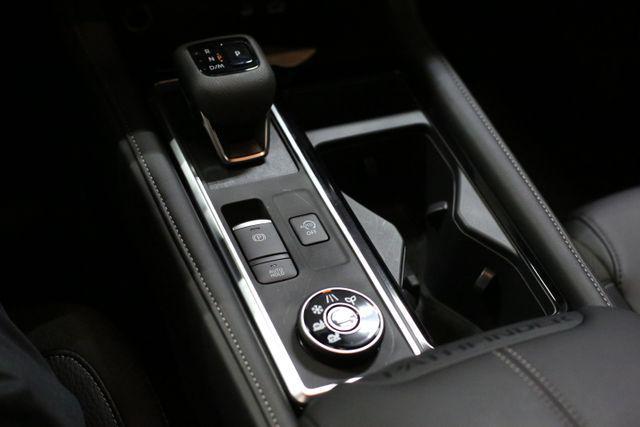 new 2025 Nissan Pathfinder car, priced at $38,580