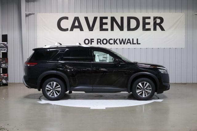 new 2025 Nissan Pathfinder car, priced at $38,580