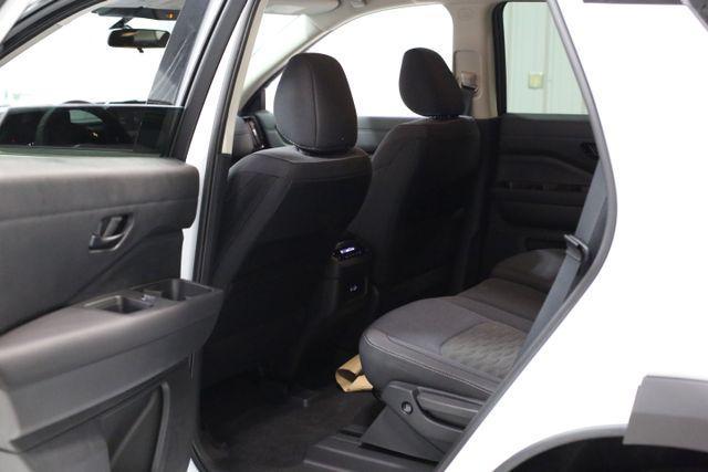 new 2025 Nissan Pathfinder car, priced at $39,734