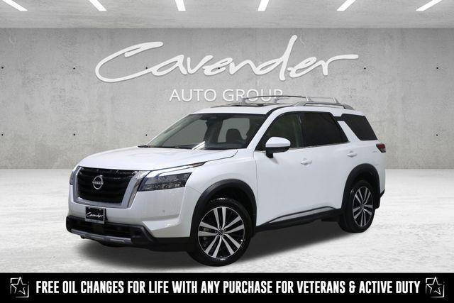 new 2025 Nissan Pathfinder car, priced at $49,617
