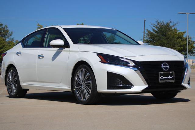 new 2025 Nissan Altima car, priced at $31,329