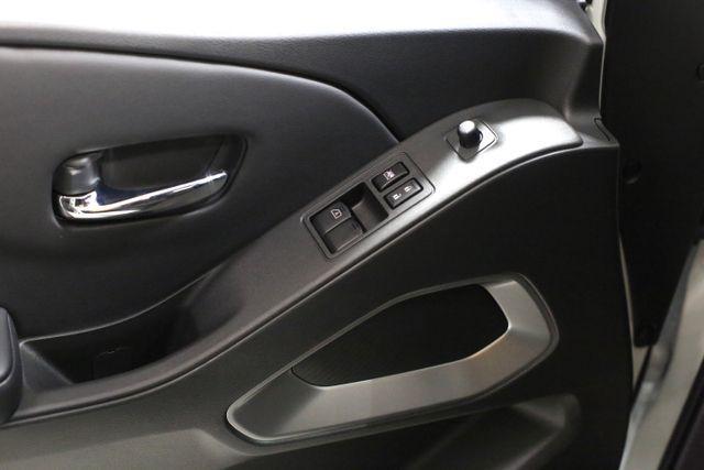 new 2025 Nissan Frontier car, priced at $29,964