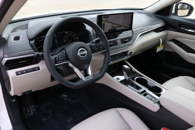 new 2024 Nissan Altima car, priced at $33,312