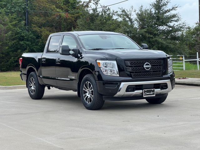 new 2024 Nissan Titan car, priced at $43,731