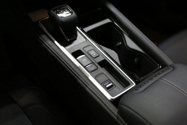 new 2025 Nissan Pathfinder car, priced at $34,002