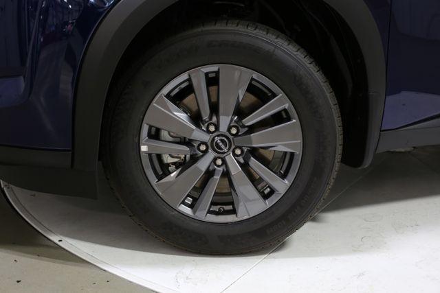 new 2025 Nissan Pathfinder car, priced at $34,002