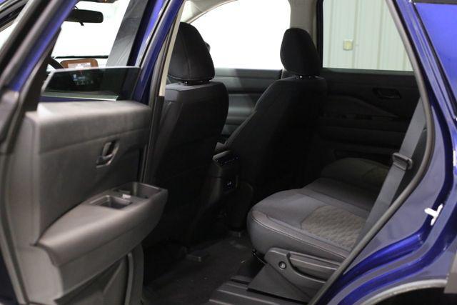 new 2025 Nissan Pathfinder car, priced at $34,002