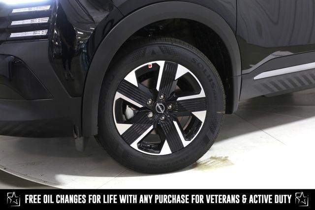 new 2025 Nissan Kicks car, priced at $24,993