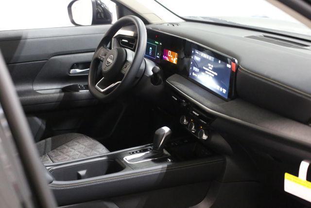 new 2025 Nissan Kicks car, priced at $24,993
