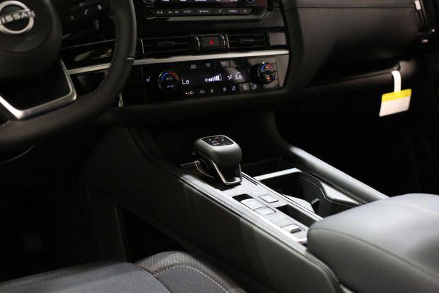 new 2025 Nissan Pathfinder car, priced at $36,040