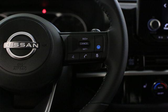 new 2025 Nissan Pathfinder car, priced at $36,040