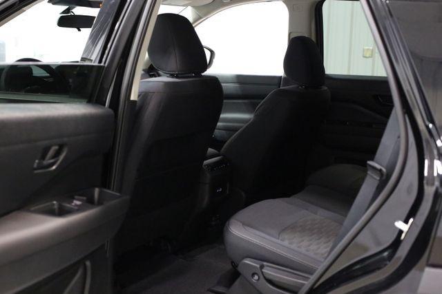 new 2025 Nissan Pathfinder car, priced at $36,040