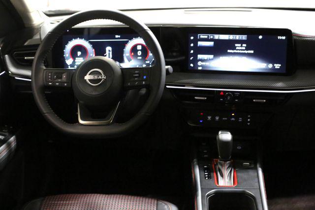 new 2025 Nissan Kicks car, priced at $27,555
