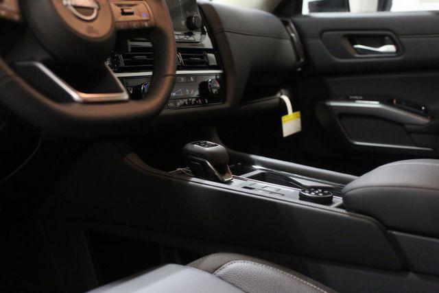 new 2025 Nissan Pathfinder car, priced at $42,085