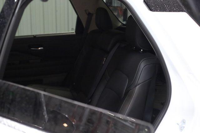 new 2025 Nissan Pathfinder car, priced at $42,085