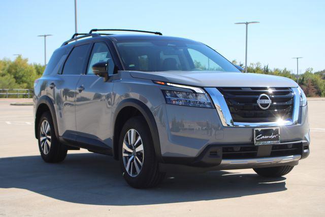 new 2024 Nissan Pathfinder car, priced at $40,387