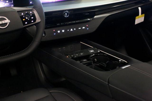 new 2025 Nissan Murano car, priced at $45,632