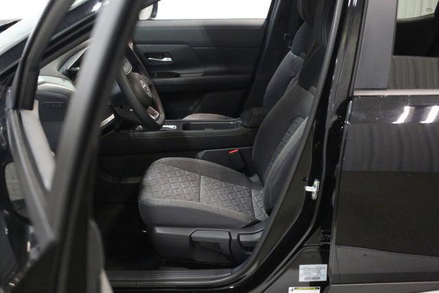 new 2025 Nissan Kicks car, priced at $26,842
