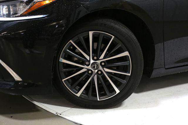 used 2024 Lexus ES 350 car, priced at $47,899