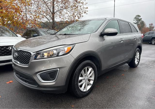 used 2018 Kia Sorento car, priced at $12,875