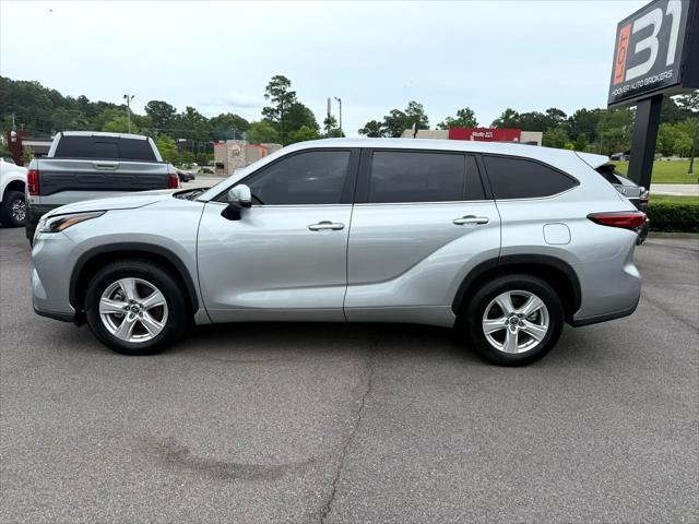 used 2023 Toyota Highlander car, priced at $30,950