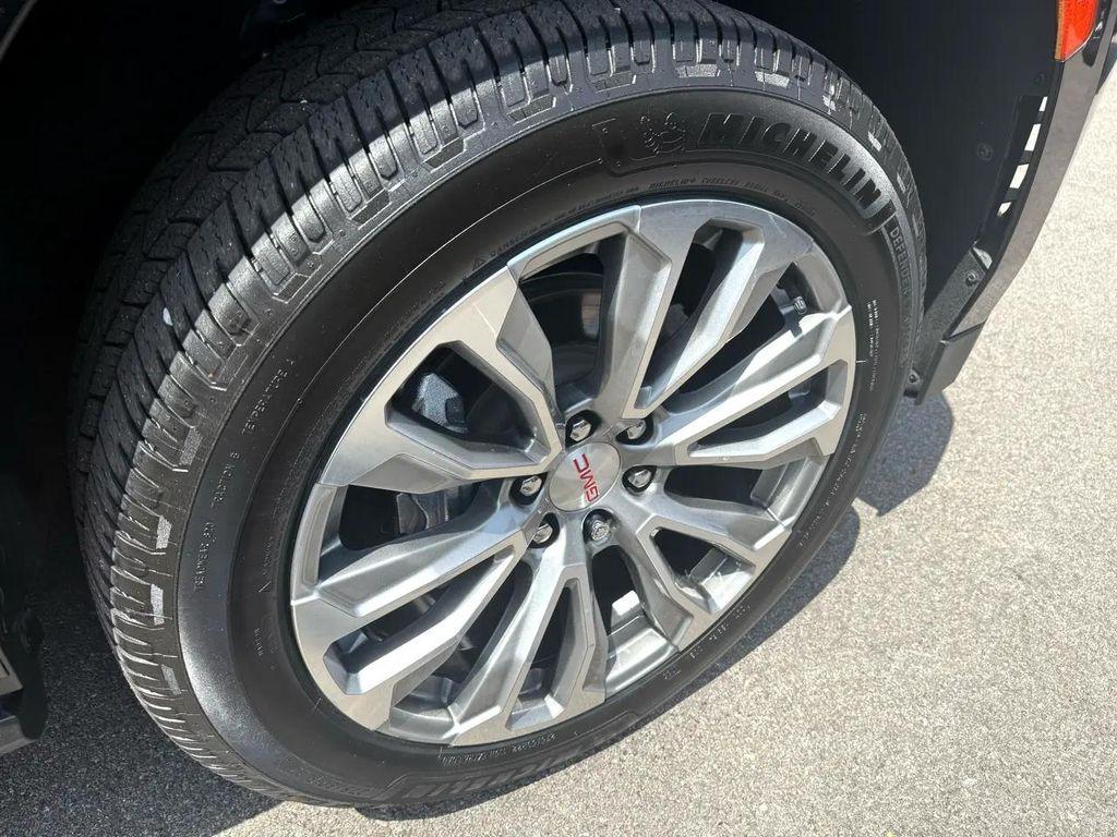 used 2021 GMC Yukon car, priced at $45,995