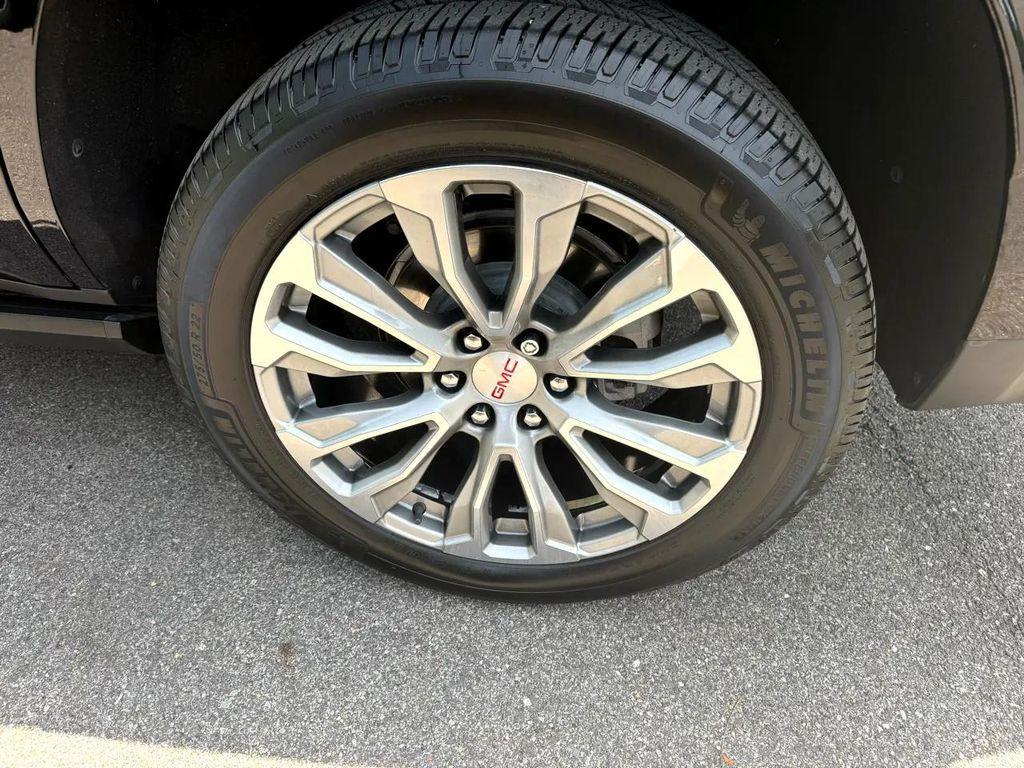 used 2021 GMC Yukon car, priced at $45,995