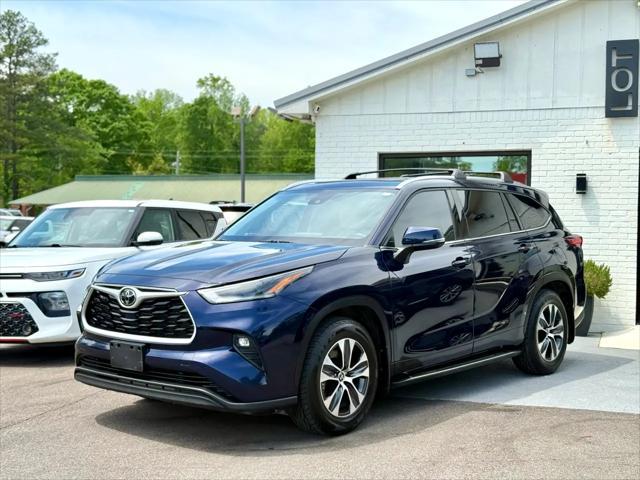 used 2021 Toyota Highlander car, priced at $33,875