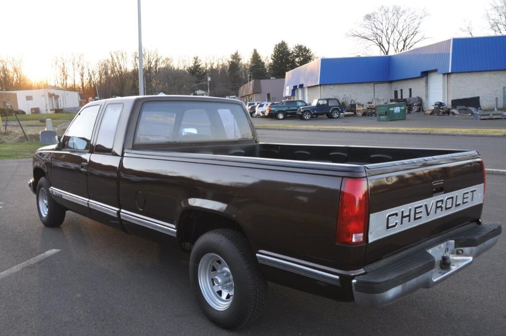 used 1988 Chevrolet 1500 car, priced at $13,795