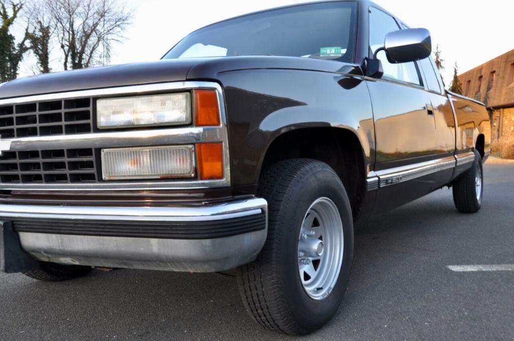 used 1988 Chevrolet 1500 car, priced at $13,795