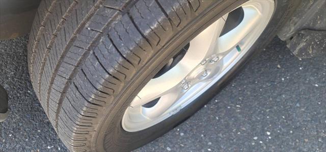 used 2003 Ford Taurus car, priced at $4,950