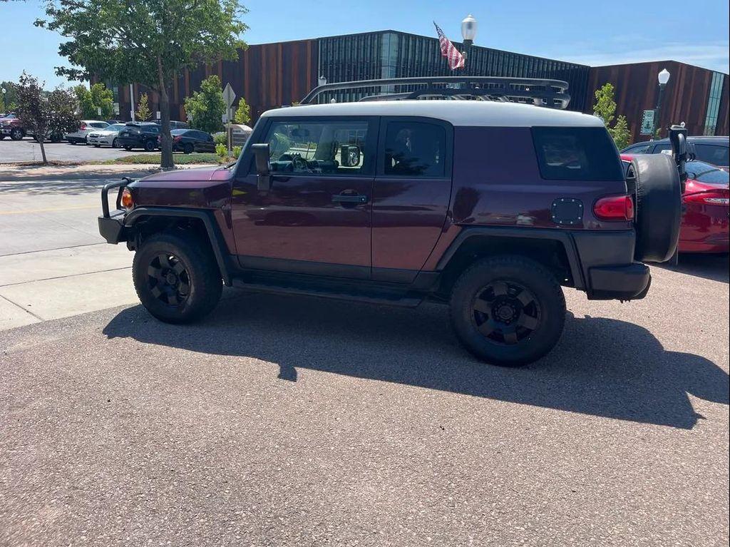 used 2007 Toyota FJ Cruiser car, priced at $14,995
