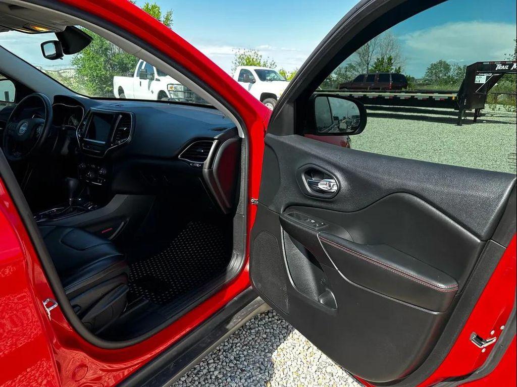 used 2019 Jeep Cherokee car, priced at $19,200