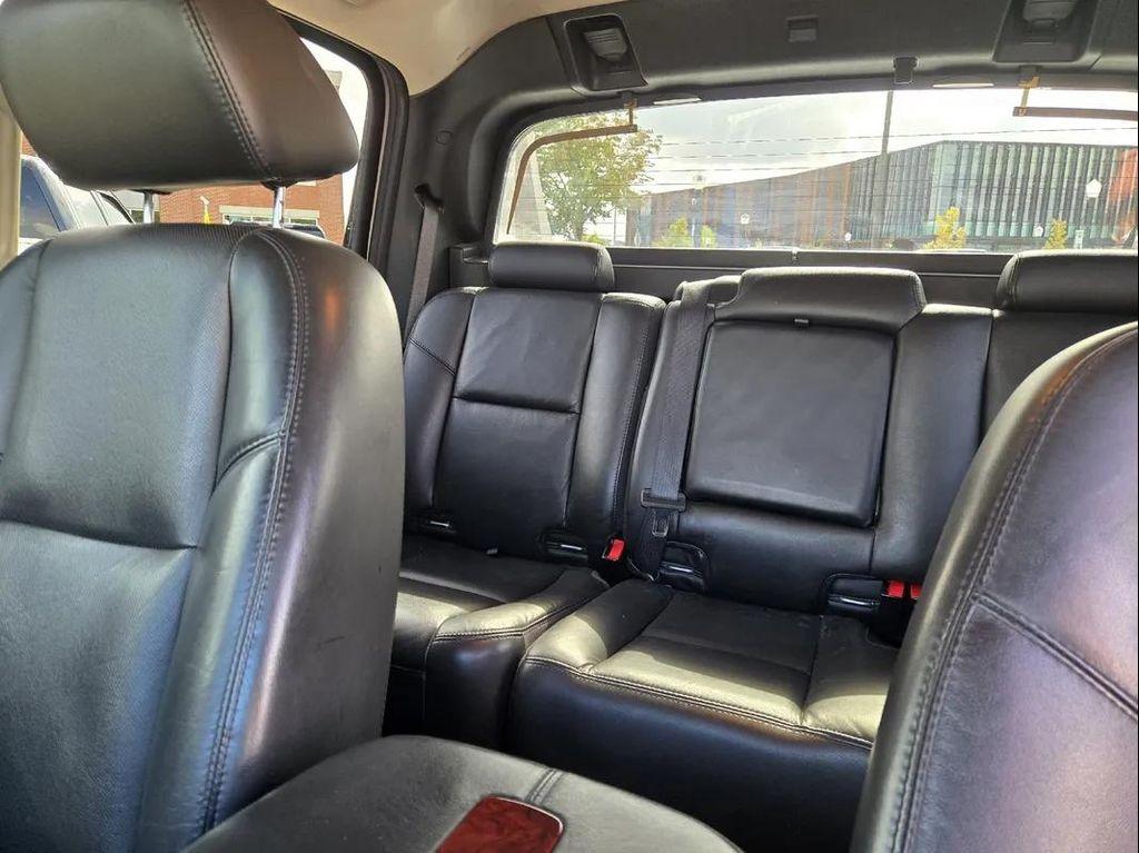 used 2007 Cadillac Escalade EXT car, priced at $13,995