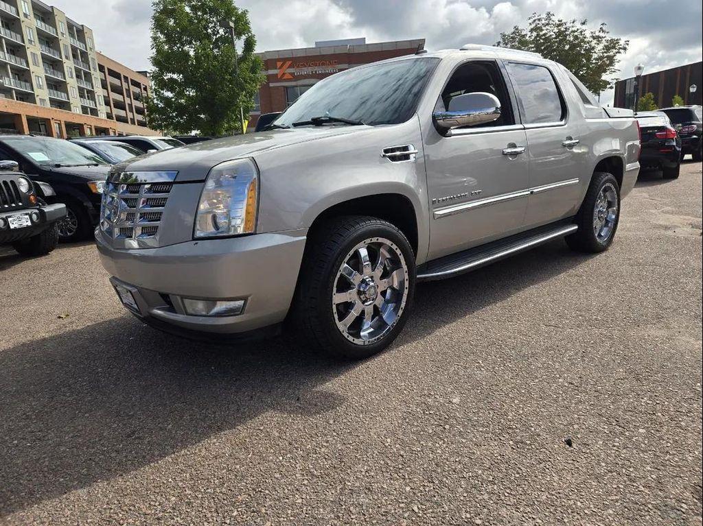 used 2007 Cadillac Escalade EXT car, priced at $13,995