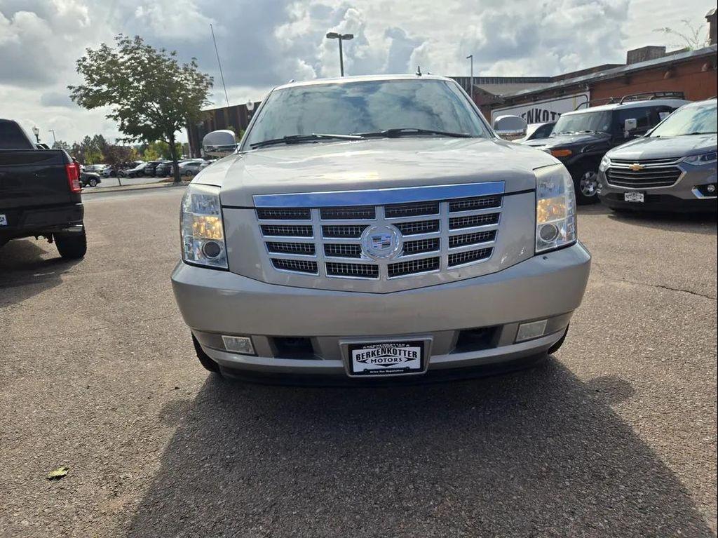 used 2007 Cadillac Escalade EXT car, priced at $13,995