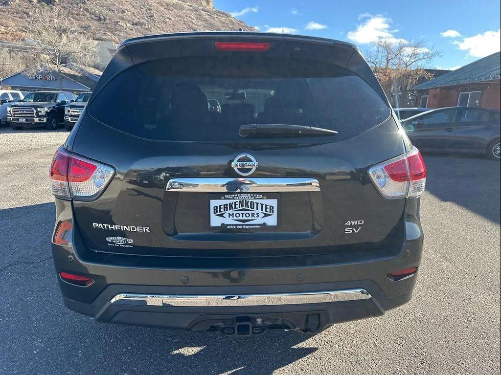 used 2015 Nissan Pathfinder car, priced at $9,995